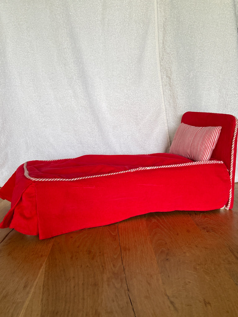 American Girl Molly's Bed