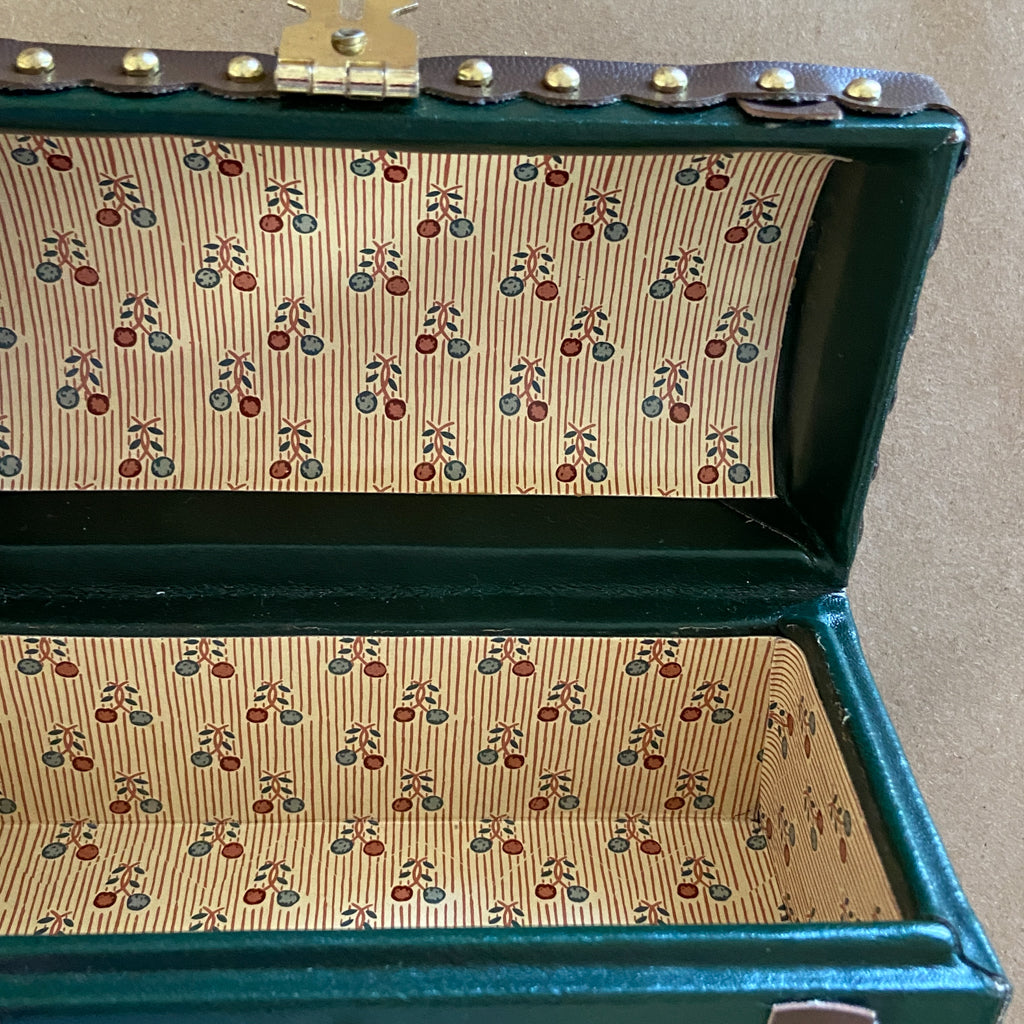 American Girl Felicity Winter Trunk