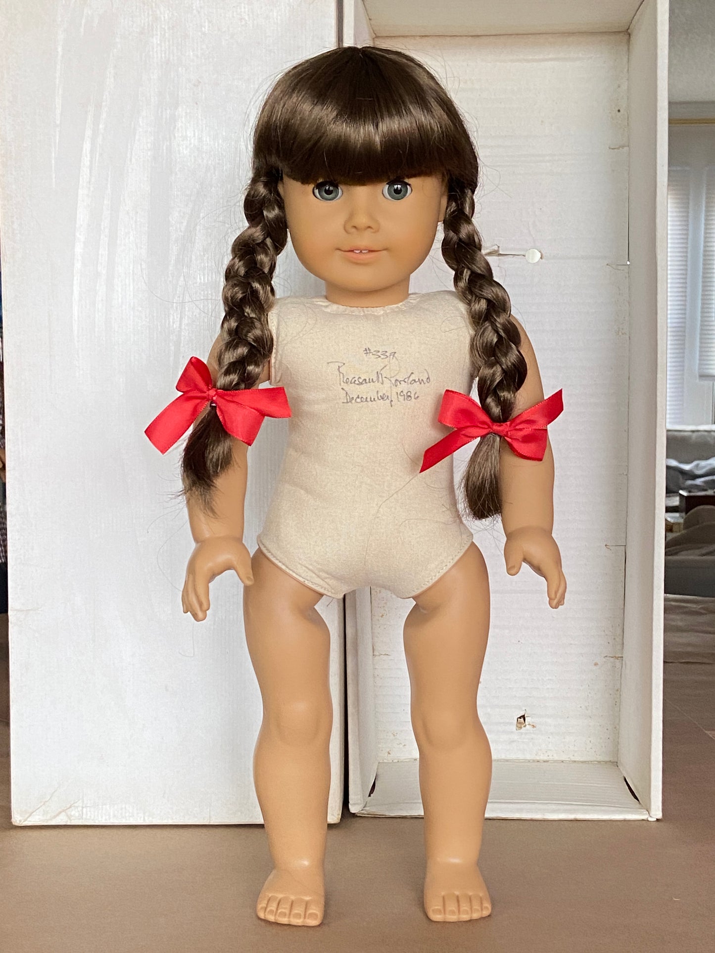 American Girl Signed Chipped Tooth Molly #337 (1986) READ