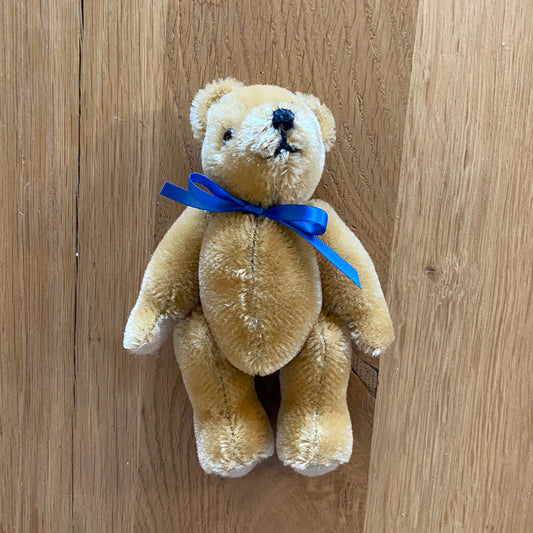 American Girl Samantha Mohair Merrythought Bear