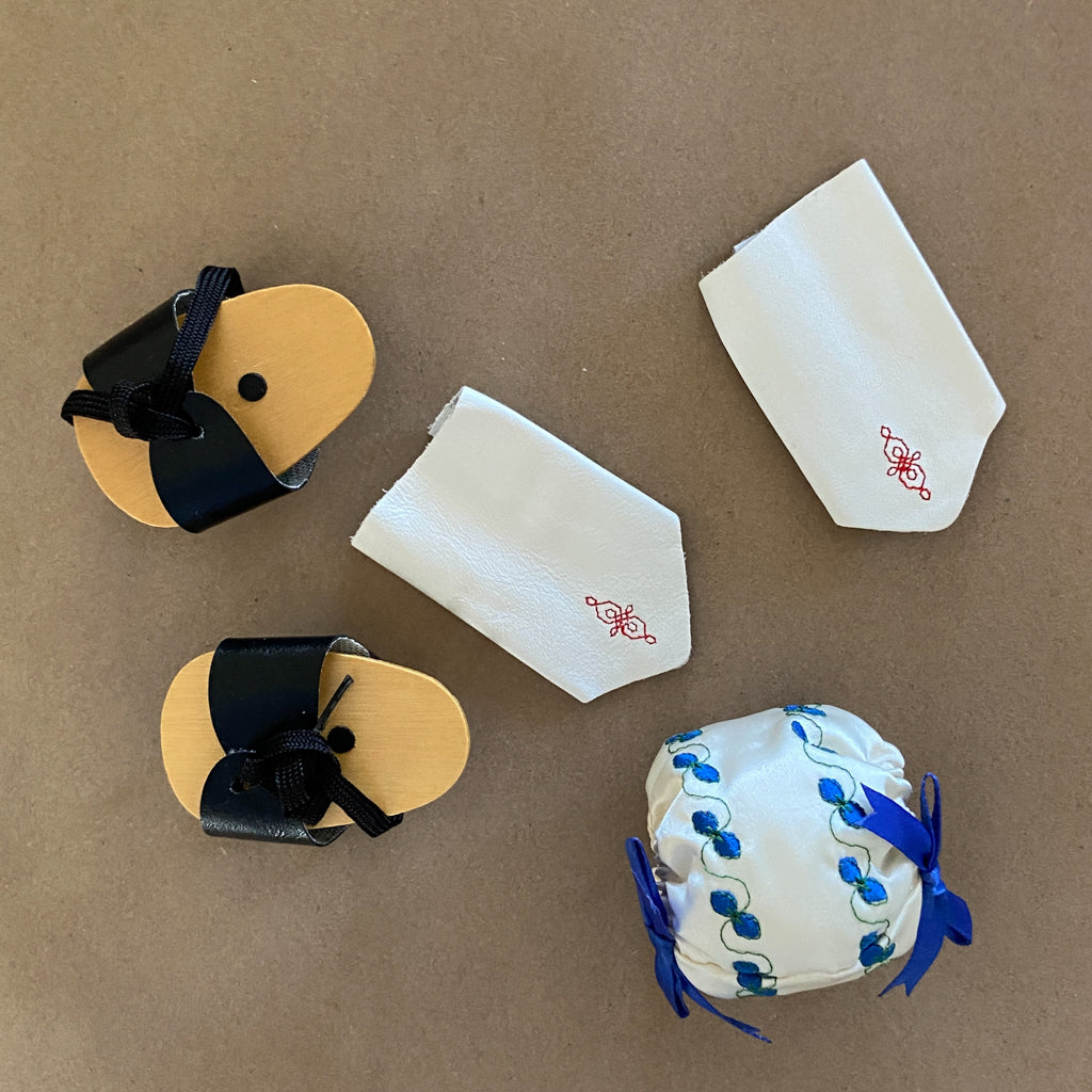 American Girl Felicity Winter Accessories